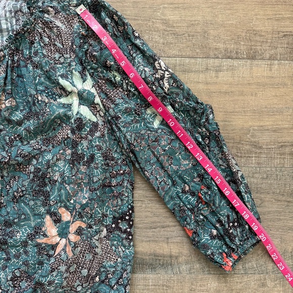 Ulla Johnson Floral Viscose-Blend Blouse - Size 6
Description - Picture 5 of 6